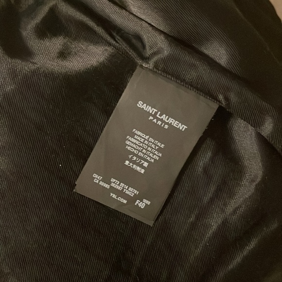 Saint Laurent Cropped Leather Jacket - Picture 9 of 9